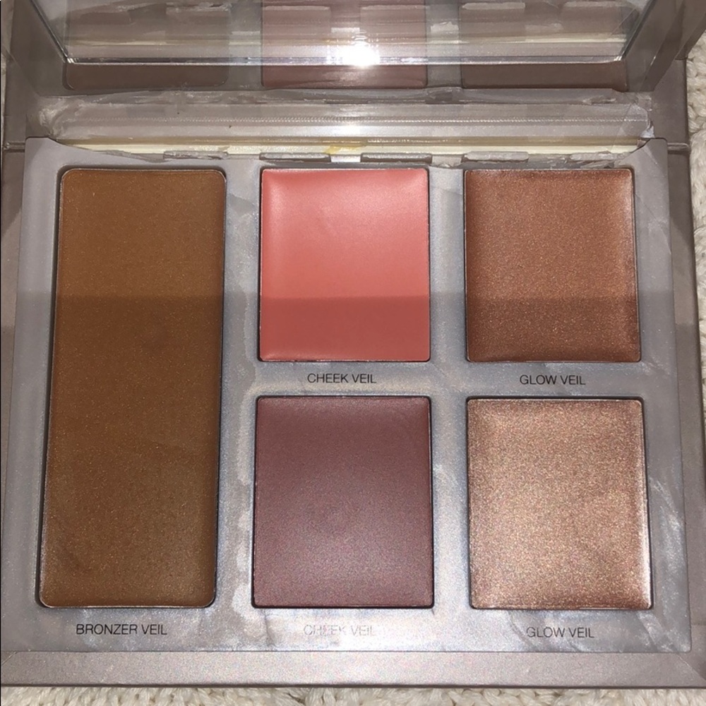Laura Mercier Cheek Highlighter Set